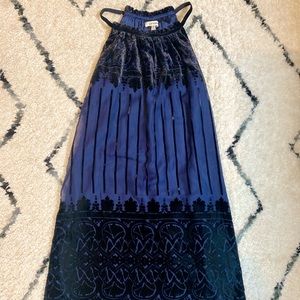 SALE🌟 Max Studio Navy Halter Neck Velvet Dress